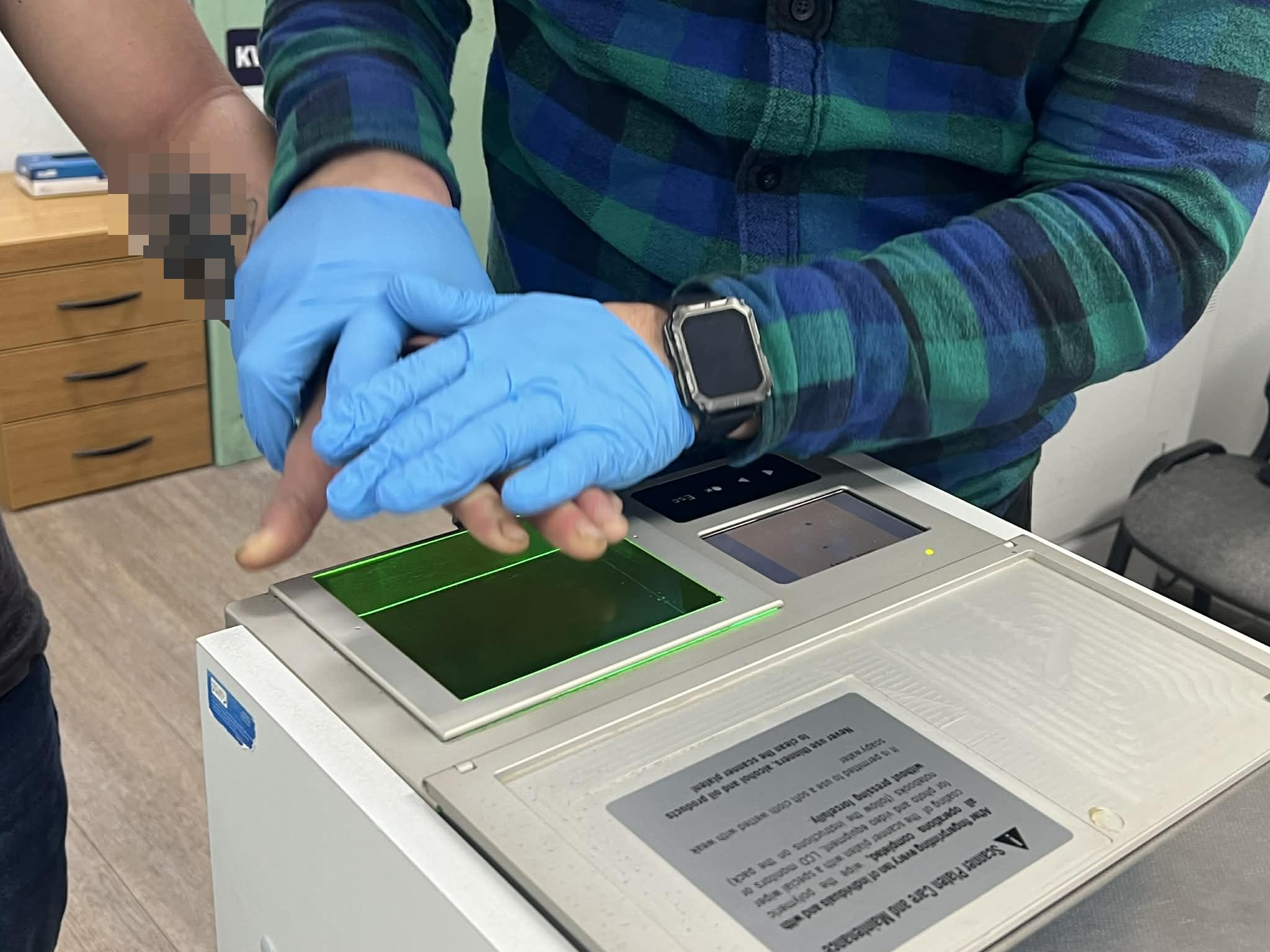 Zneca sie nad partnerka