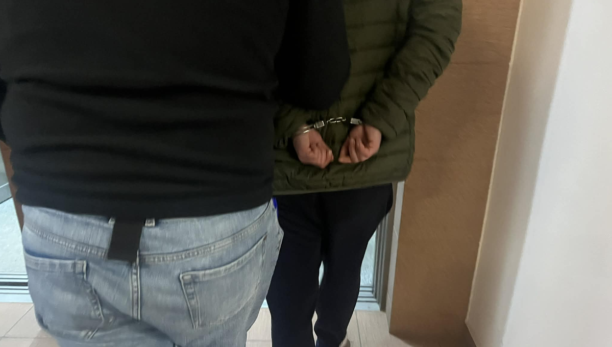 Dozor, zakaz zblizania sie i kontaktowania za grozby